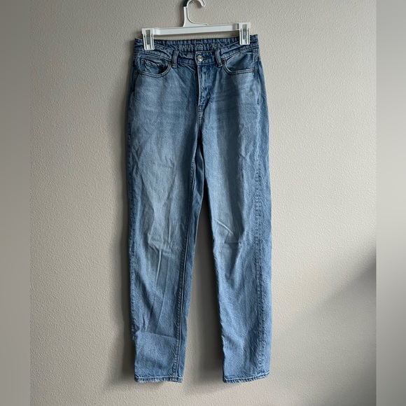 2L Mom Jean American Eagle Light Wash - Picture 1 of 4